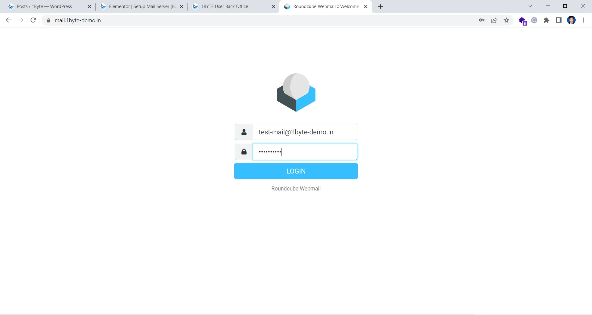 ចូលទៅកាន់ Webmail ហើយប្រើគណនីដែលបានបង្កើតថ្មីដើម្បីចូល